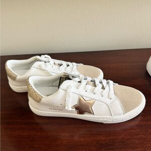 Vintage Havana Sneakers with Gold Star Accent